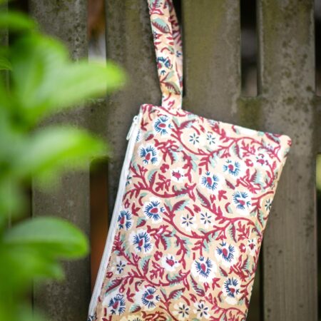 Pochette portaoggetti in cotone con fantasie indiane: stile e praticità per la tua vita quotidiana