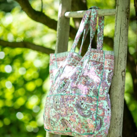 Totebag indiana in cotone: stile e sostenibilità